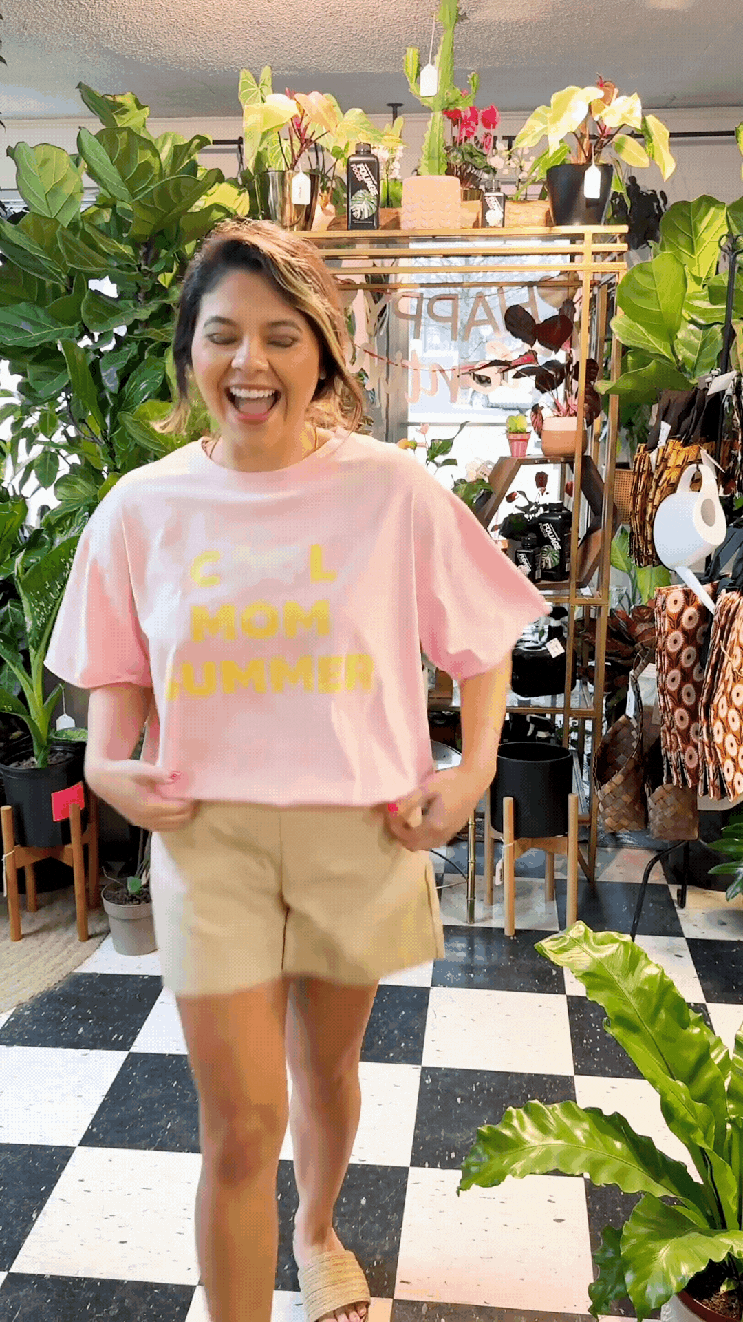 Cool Mom Summer On Pink Relaxed Fit Tee