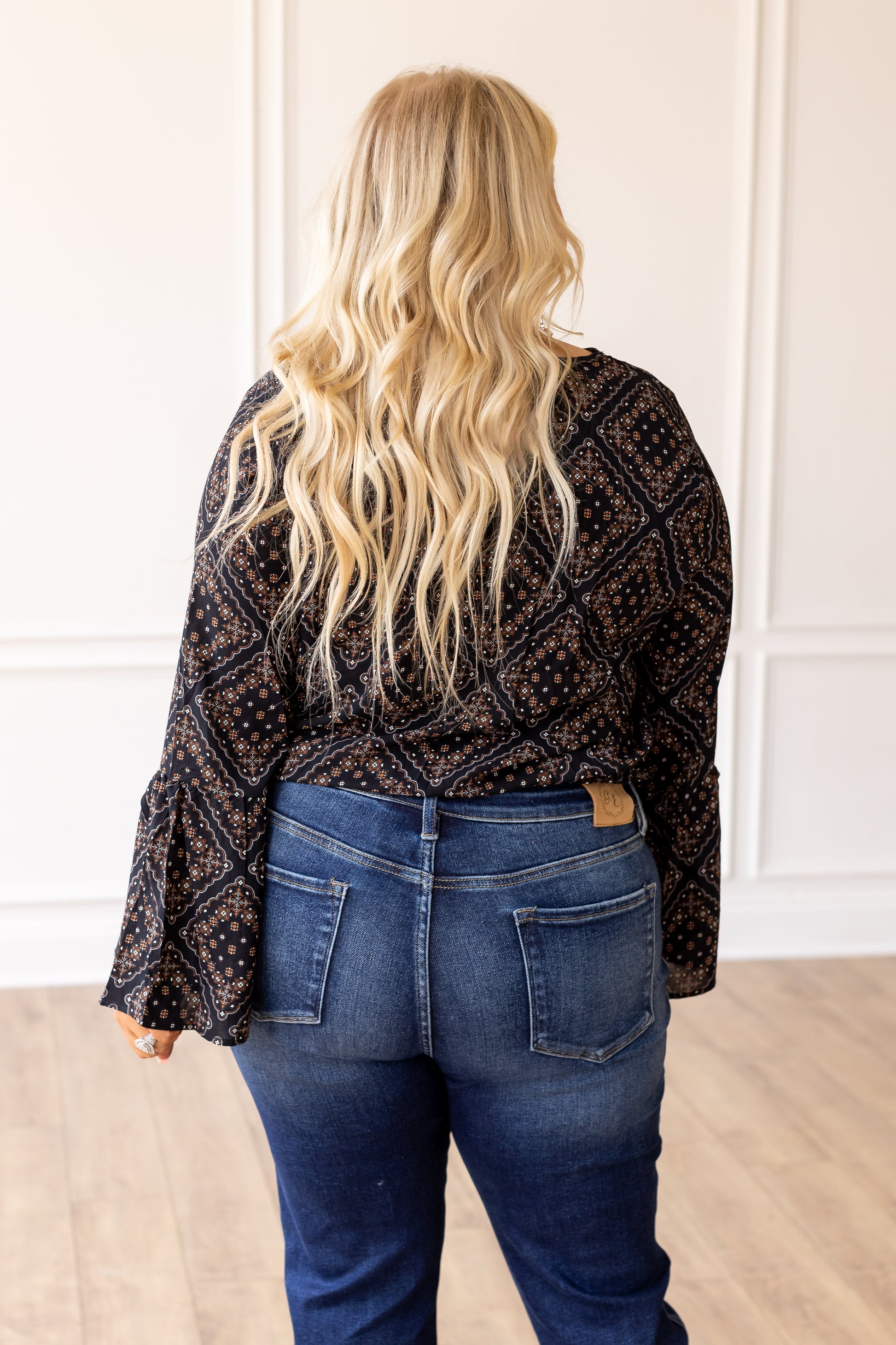 Chic Chick Top, Black - styled look