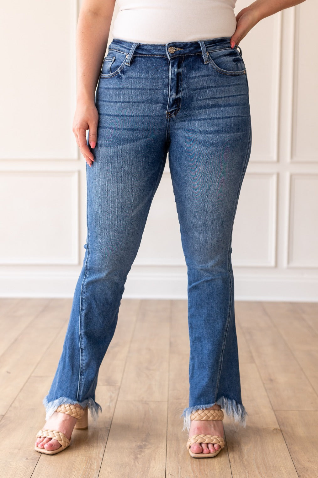 The Hannah Medium Wash Shark Bite Flares