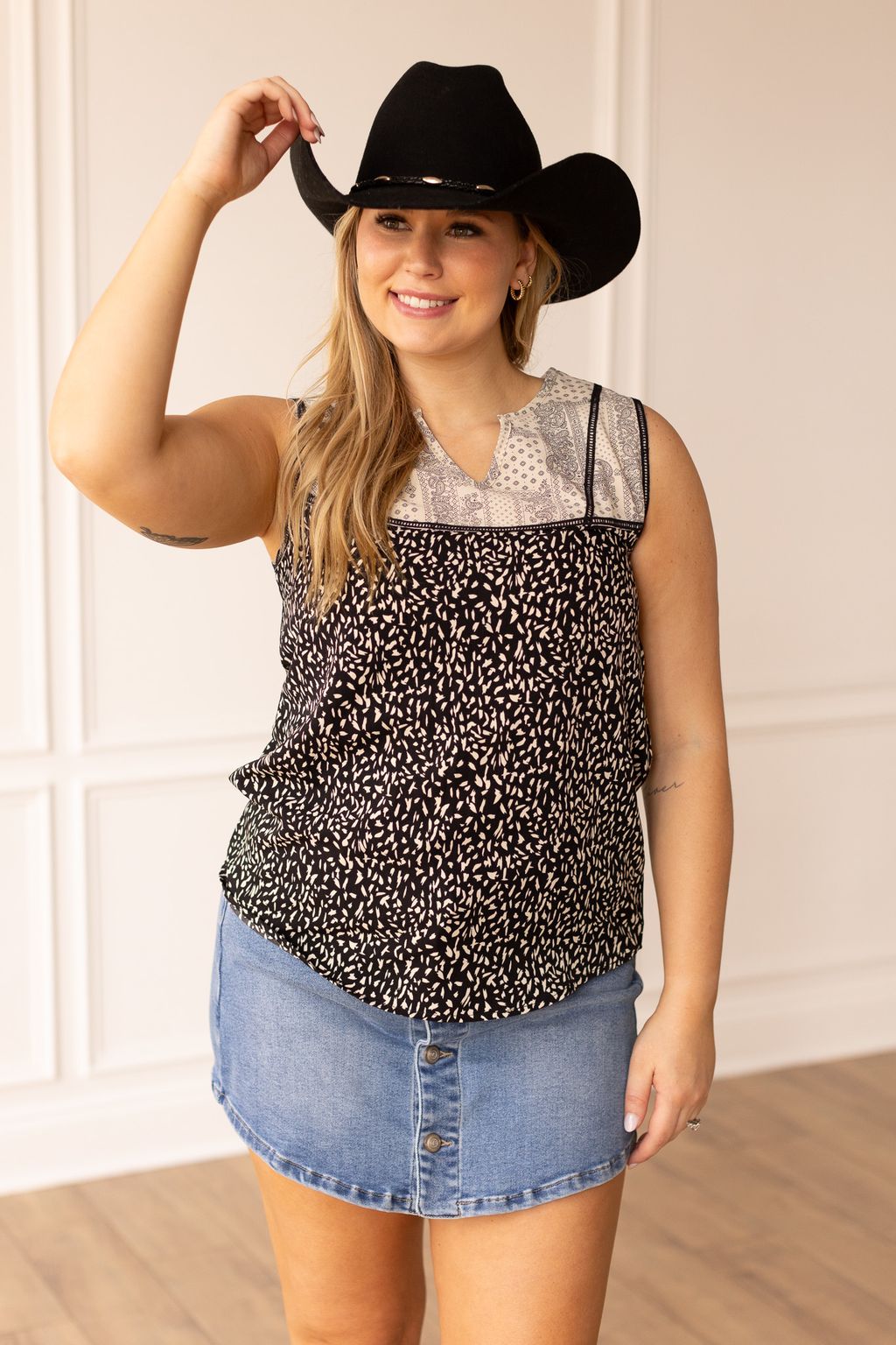 Boho Breeze Blouse, Black & White - detail shot