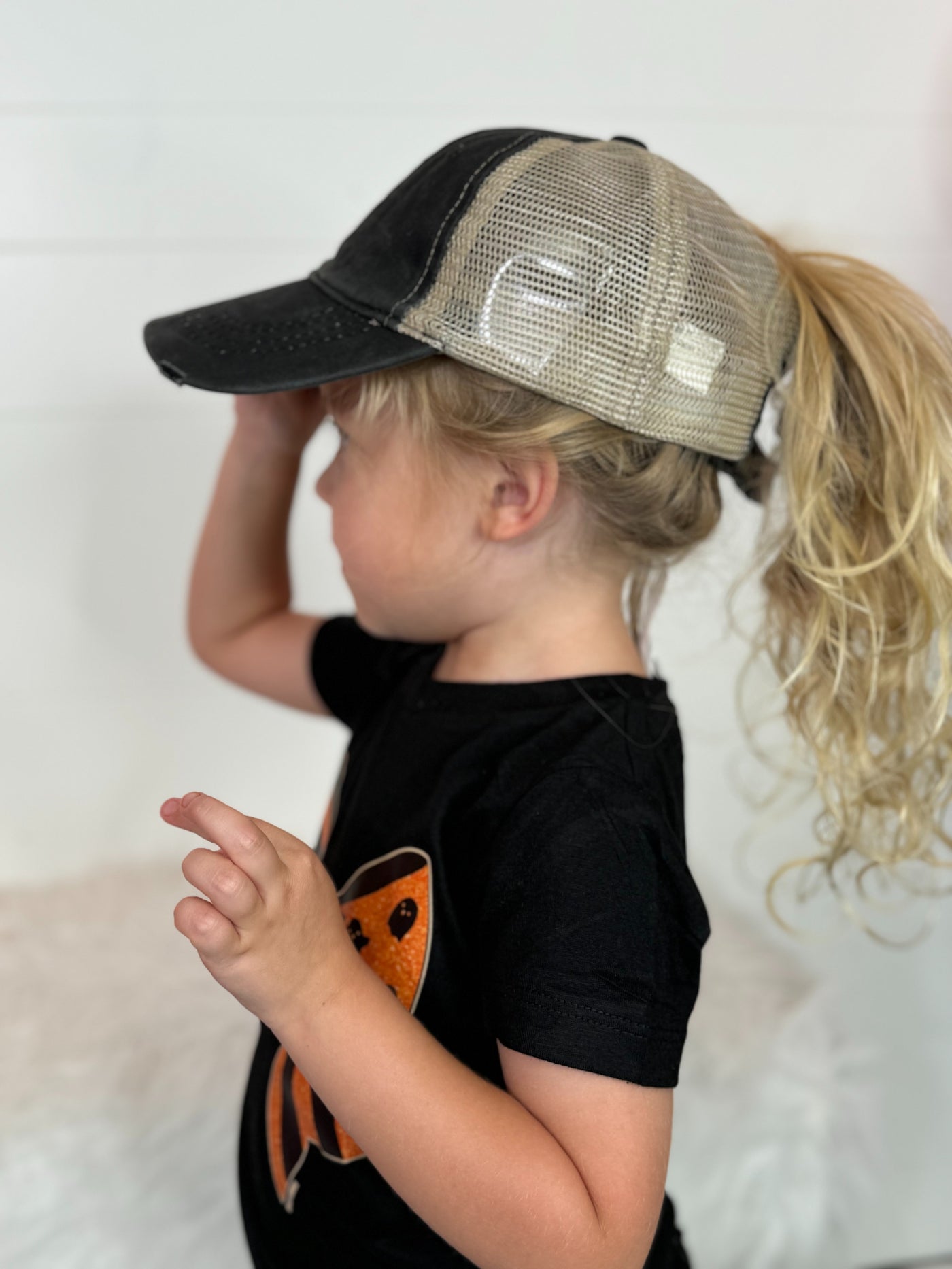 GIRLS High Ponytail Charcoal Hat with Beige Mesh