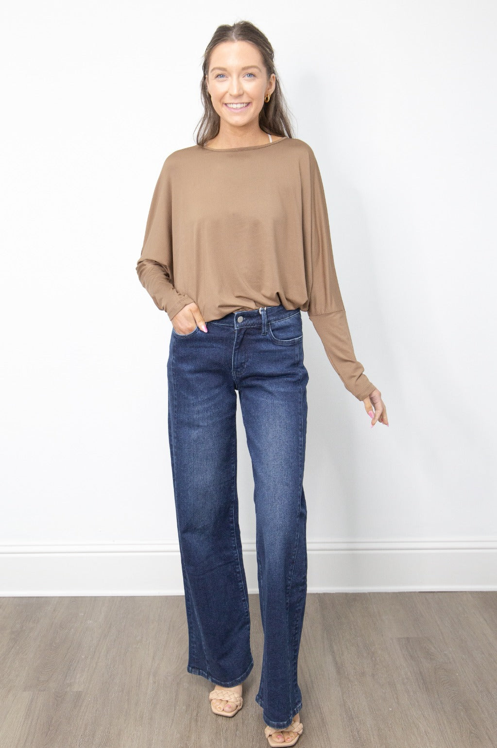 Wide Leg Jeans, Dark Wash
