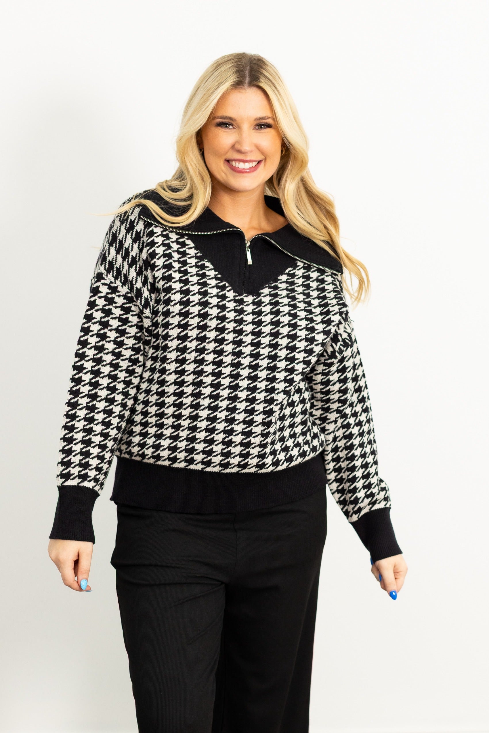 Houndstooth Print Pullover