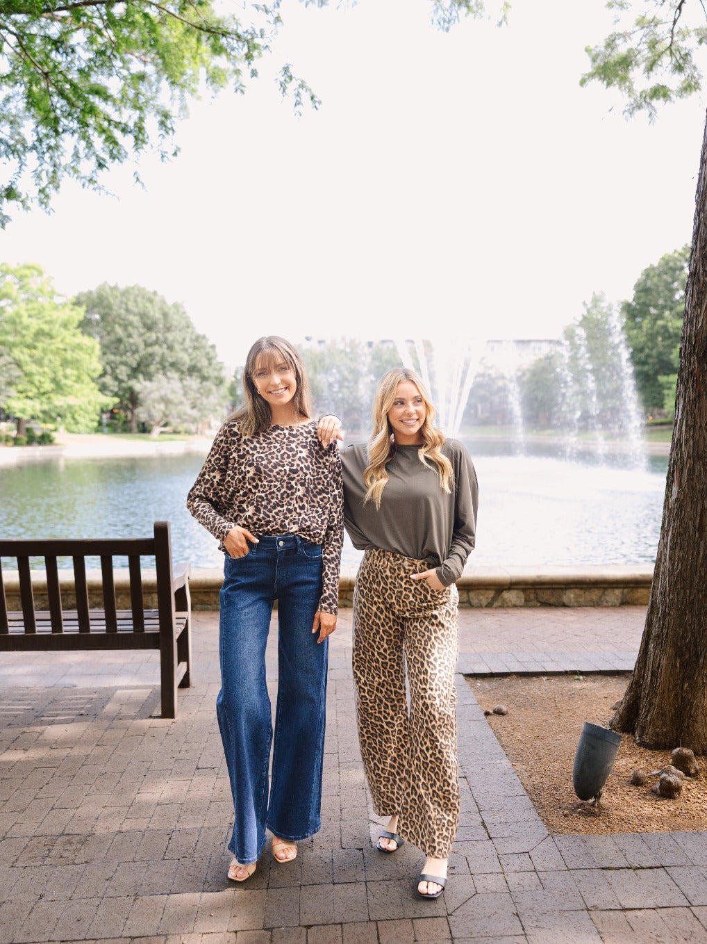 Long-sleeve Crewneck, Leopard