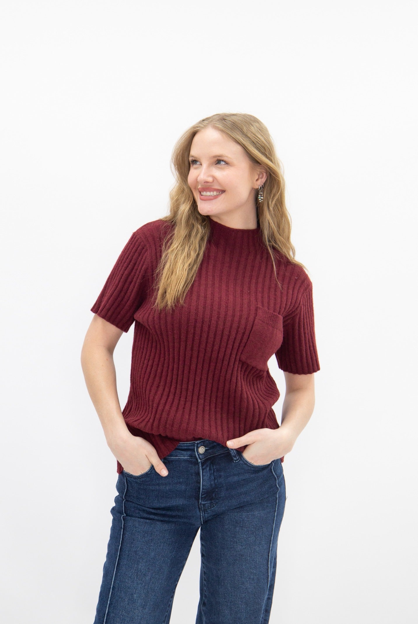 Mock Neck Short Sleeve Pullover, Maroon