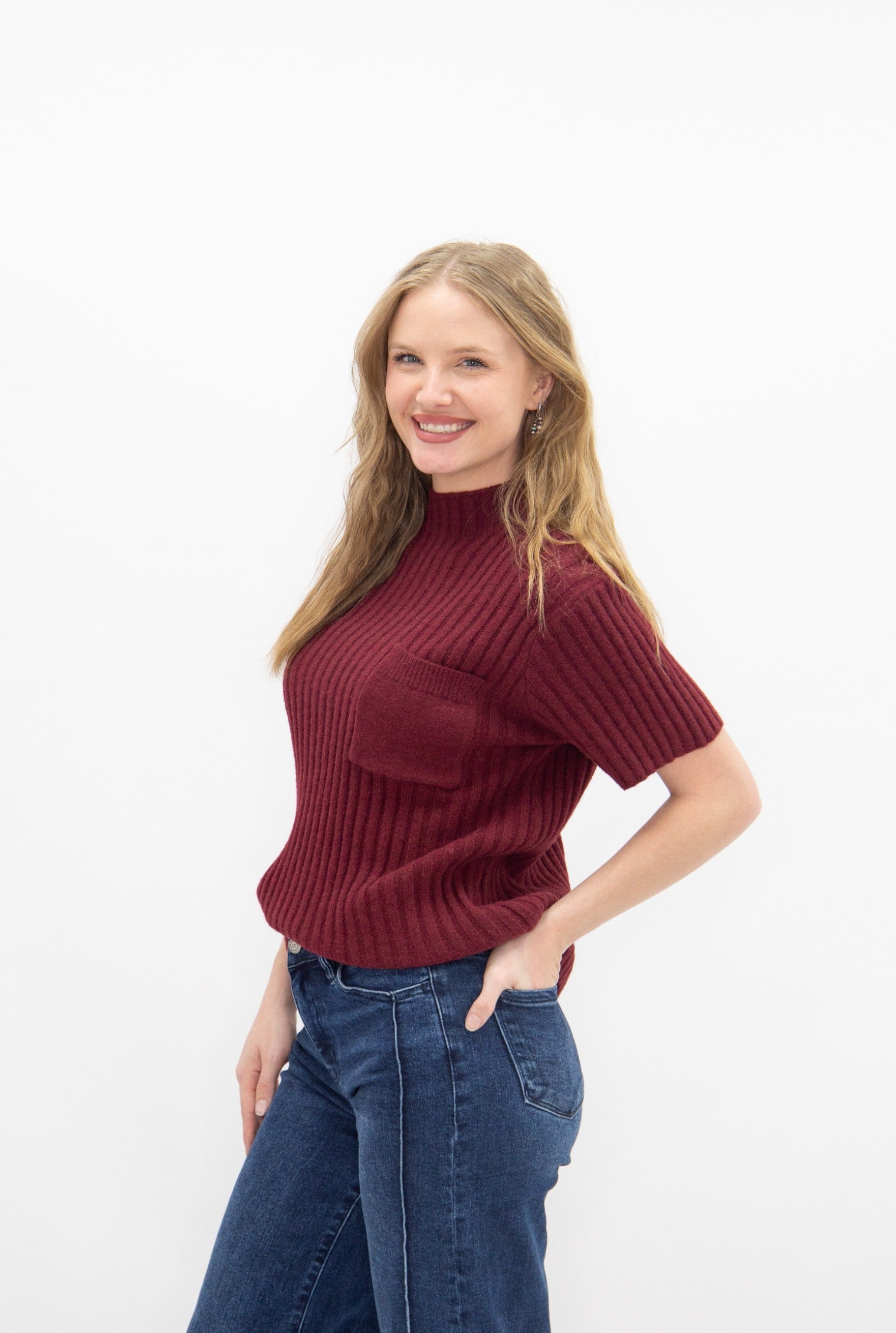 Mock Neck Short Sleeve Pullover, Maroon