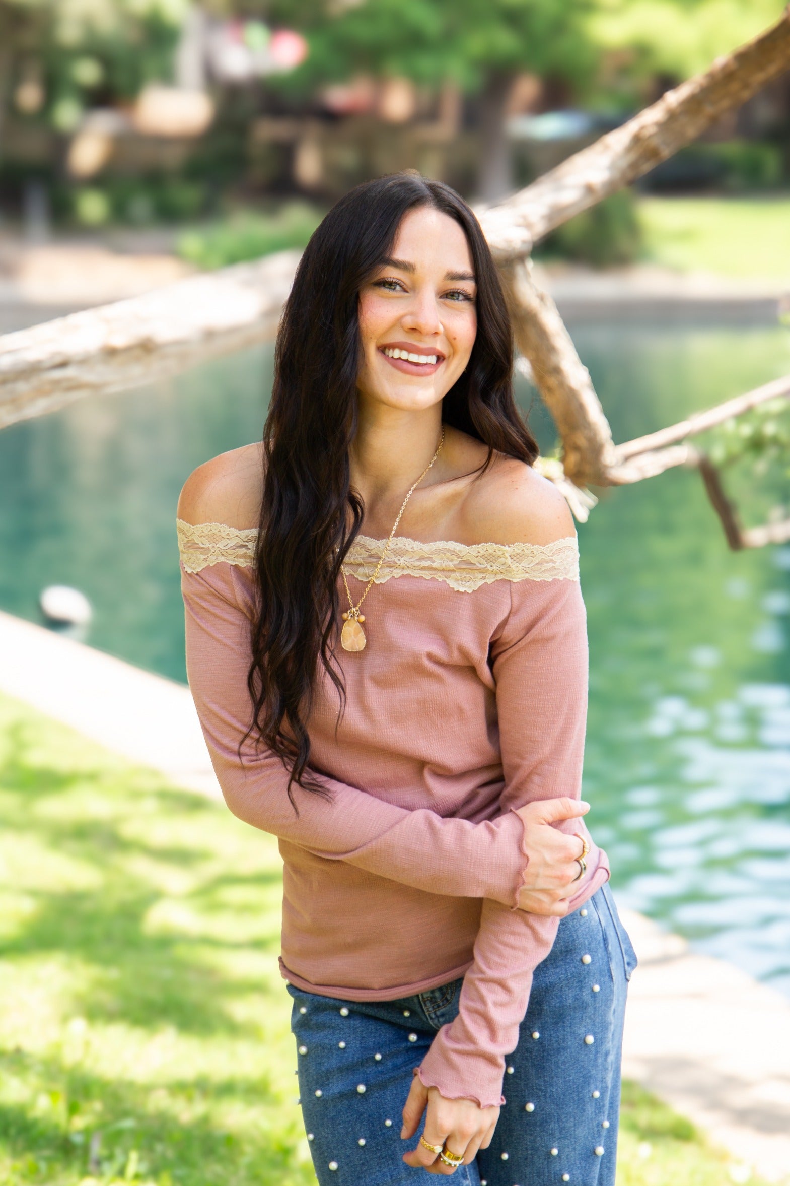 トップス andmary Emma lace tops Longsleeve Off-the-Shoulder Top with Lace Trim, Mauve – GRACE+EMMA®