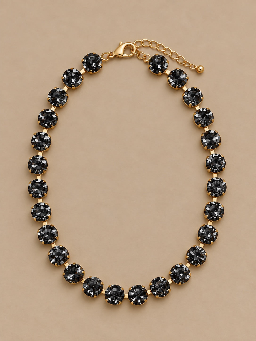 Gemmies Round Stones Necklaces, Black