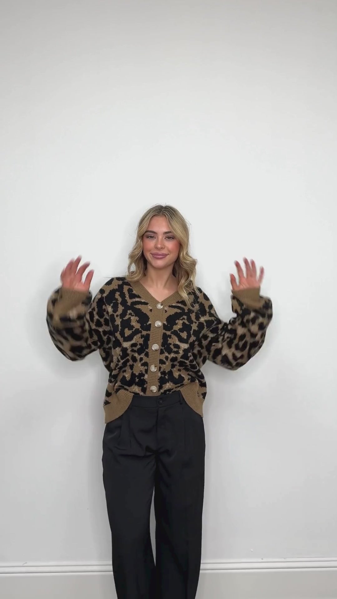 Cropped Cardigan Sweater, Leopard