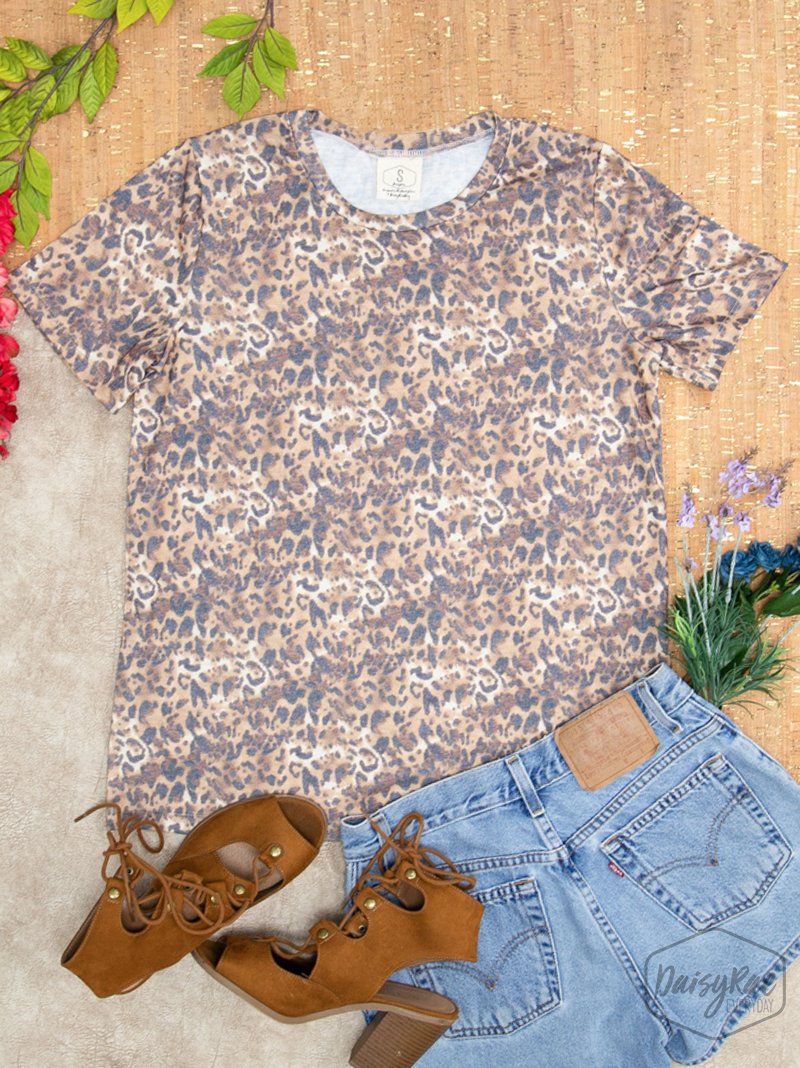 Vintage Cheetah Crew Neck Tee