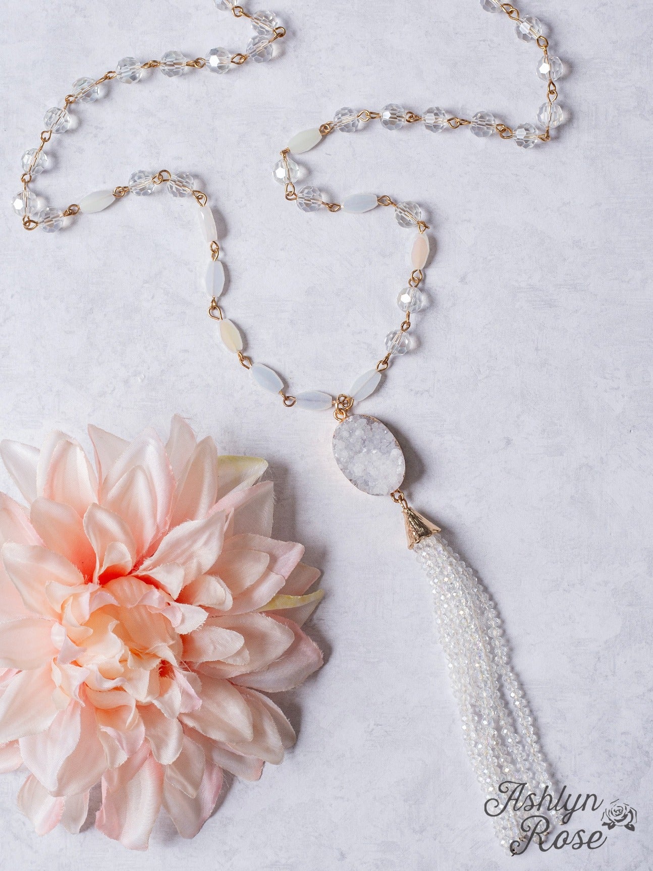 GLAMOURS ALWAYS WHITE DRUZY STONE PENDANT CLEAR BEADED TASSEL NECKLACE
