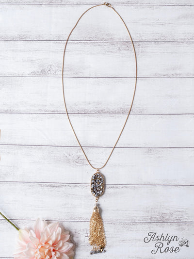 ESCAPE TO THE MOUTAINS GREY GOLD CLUSTERED METALLIC DRUZY STONE OVAL GOLD CHAIN TASSEL PENDANT NECKLACE