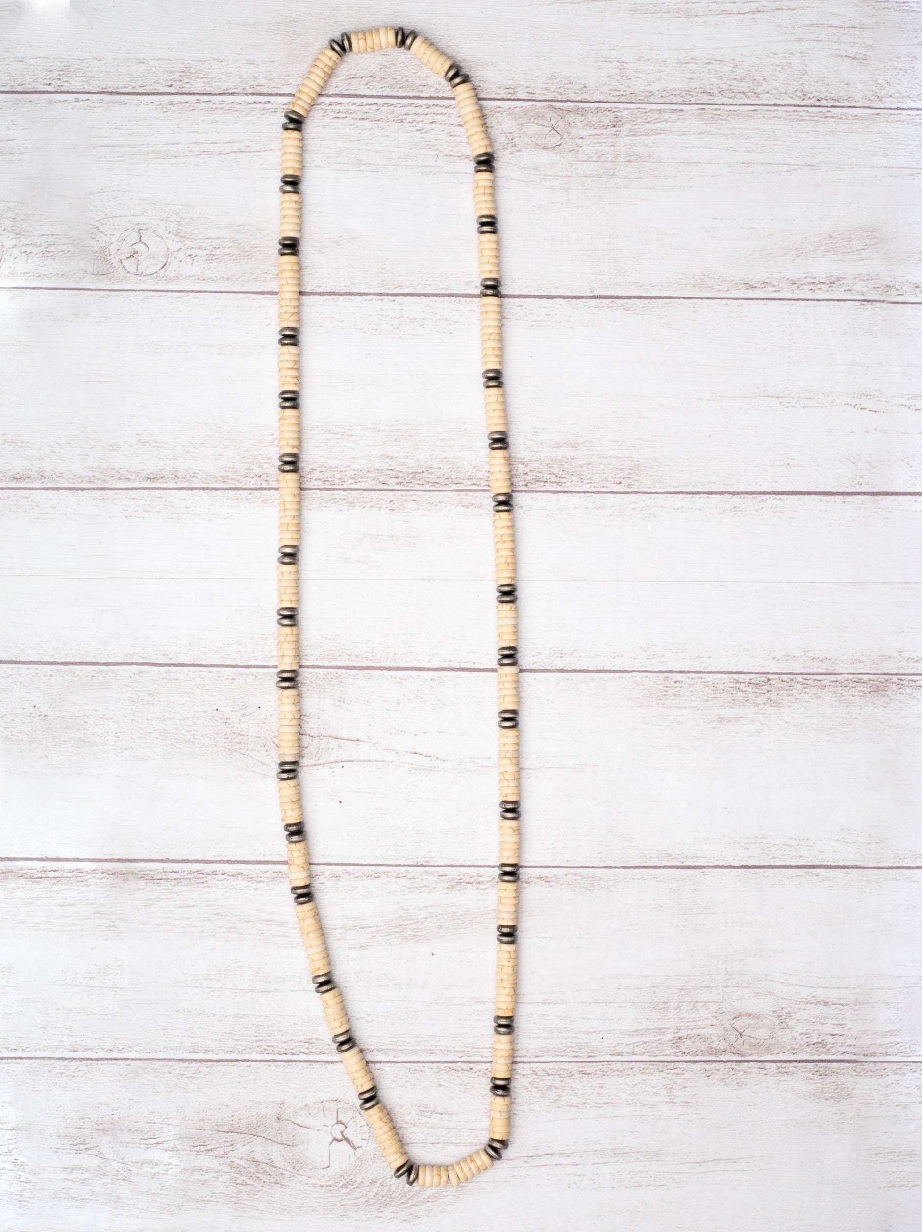 Western Flat Cream Shell Beaded Necklace